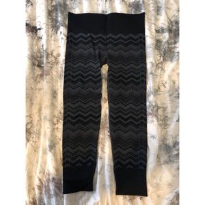 Lululemon Ebb to Street Chevron Leggings